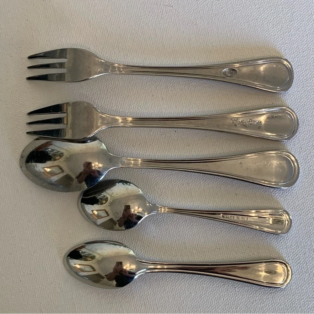Walco PACIFIC RIM Contemporary 5 Piece Spoons Forks W Mixed Brands Same Pattern